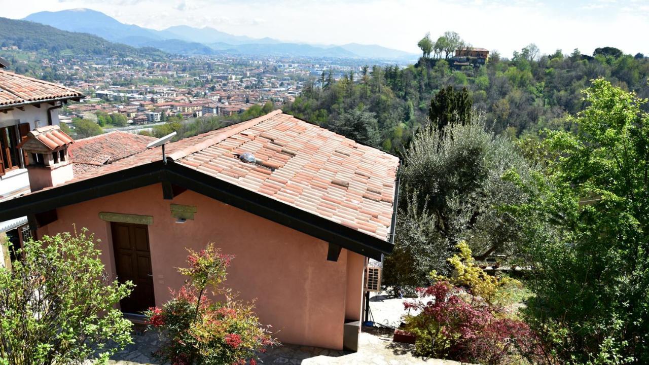 Il Giardino Di Berbech Citta Alta-Ulivo Lägenhet Bergamo Exteriör bild